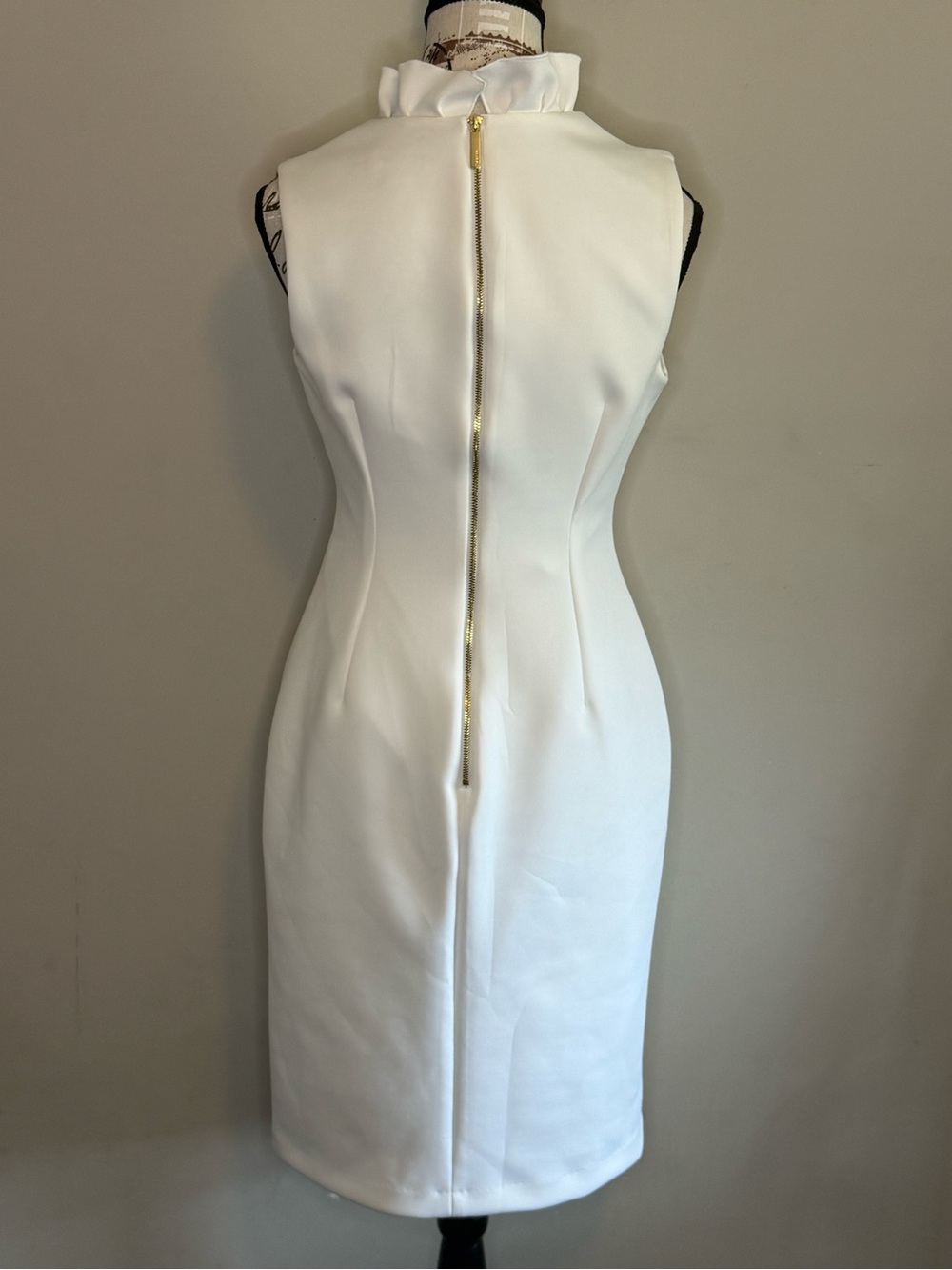 NWT - Calvin Klein Cream Sleeveless Midi Dress with Ruffle V-Neck - Size 4 - Picture 6 of 8